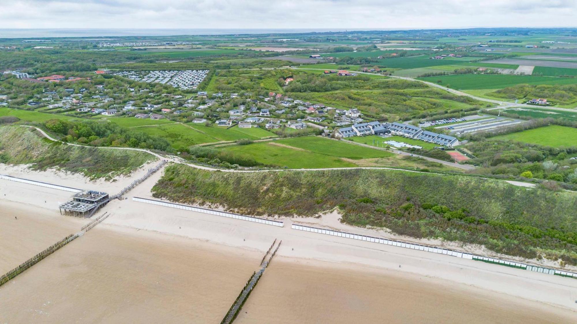 Fletcher Zuiderduin Beachhotel Westkapelle Bagian luar foto