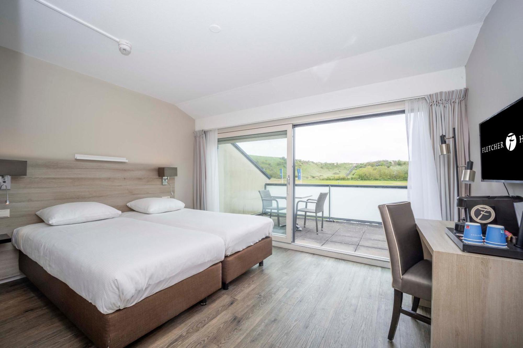 Fletcher Zuiderduin Beachhotel Westkapelle Bagian luar foto