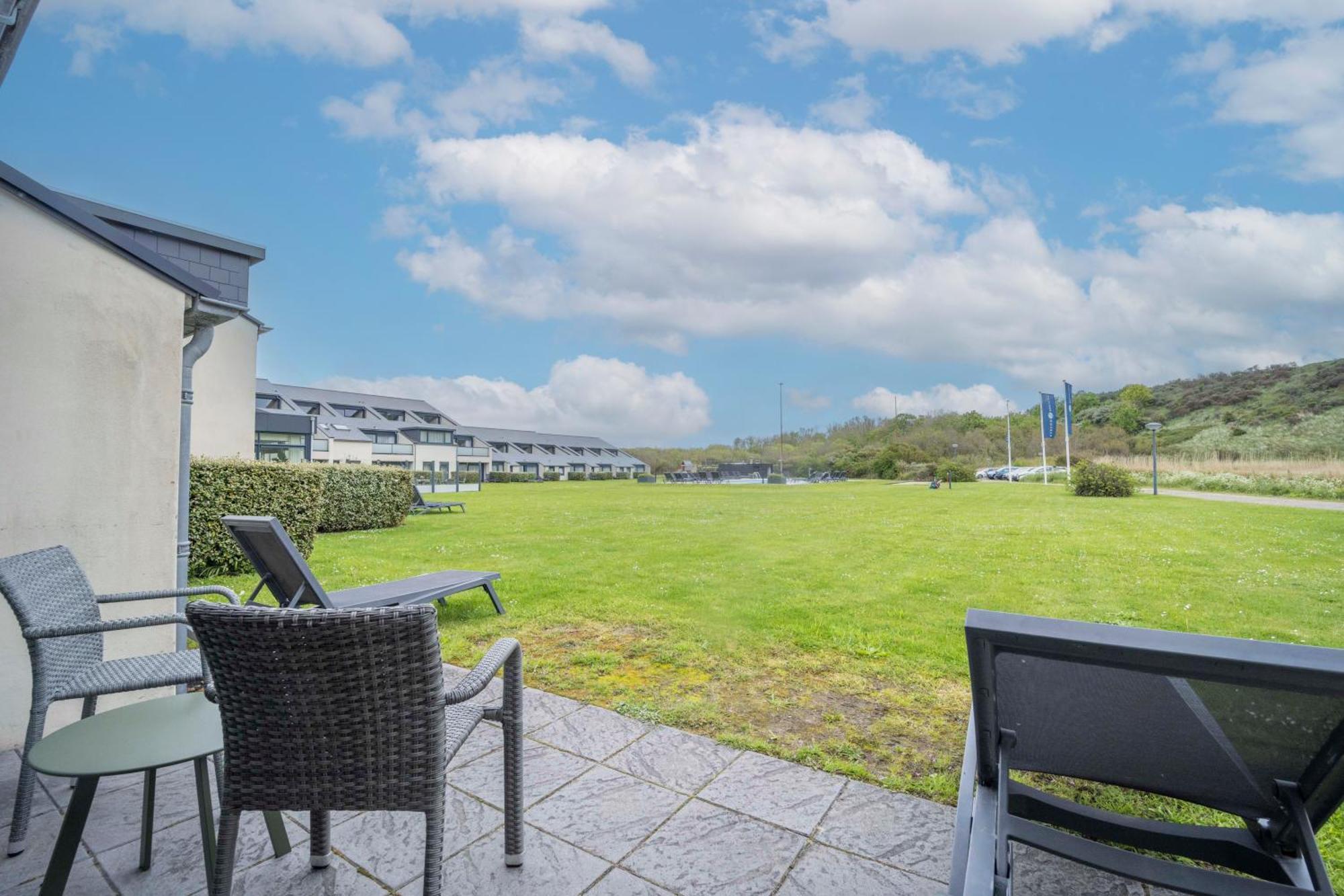 Fletcher Zuiderduin Beachhotel Westkapelle Bagian luar foto